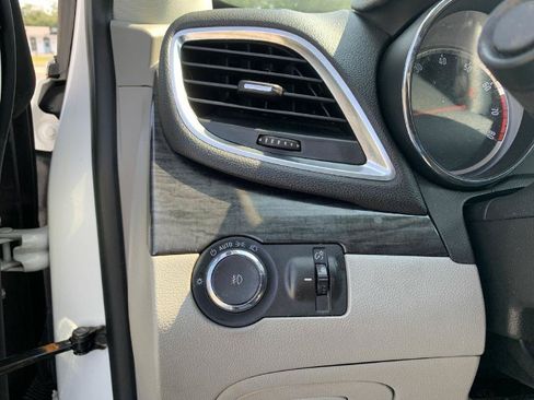 Used 2015 Buick Encore Convenience FWD image 36