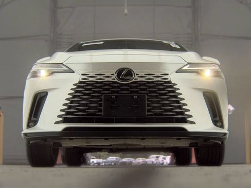 Used 2024 Lexus RX 350h w/ Accessory Package (Z1) AWD/4WD image 10