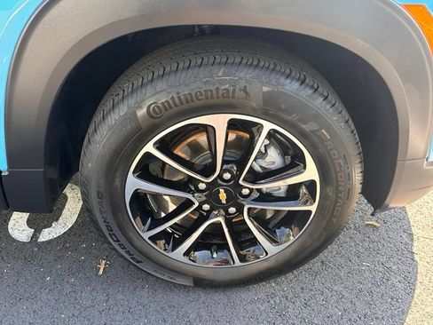 Used 2026 Chevrolet TrailBlazer LT w/ LT Cold Weather Package FWD image 15