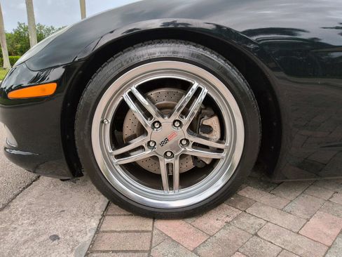 Used 2006 Chevrolet Corvette Convertible w/ Preferred Equipment Group RWD image 52