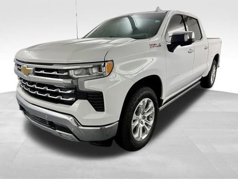 Certified 2023 Chevrolet Silverado 1500 LTZ w/ Z71 Off-Road Package image 4