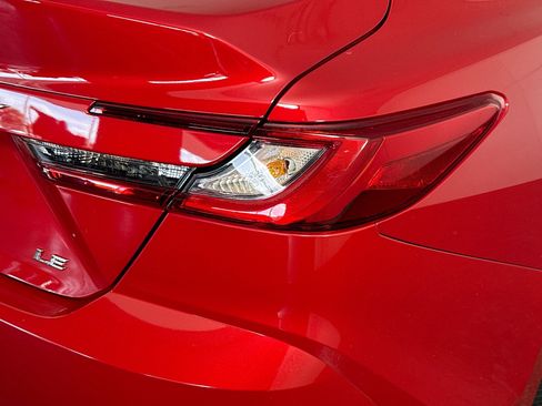 Used 2025 Toyota Camry LE image 34