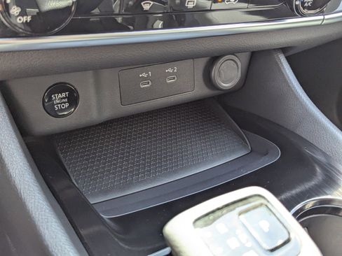 Certified 2024 Nissan Rogue S FWD image 25