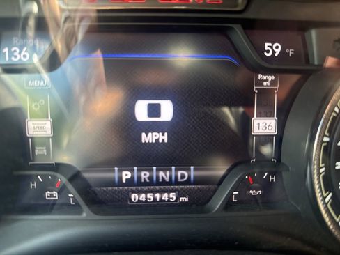 Used 2022 RAM 1500 Laramie AWD/4WD image 21