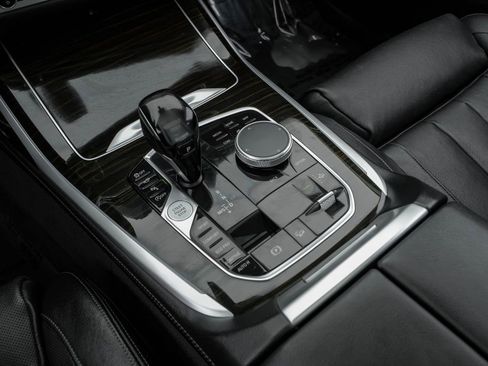 Used 2019 BMW X7 xDrive50i w/ Luxury Seating Package image 27