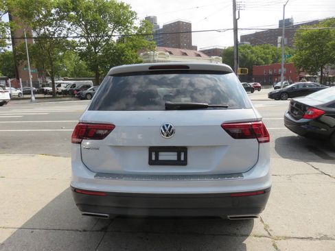 Used 2019 Volkswagen Tiguan S image 8