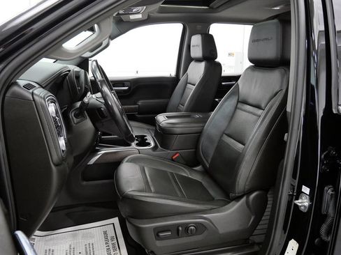 Used 2022 GMC Sierra 1500 Denali w/ Denali Reserve Package AWD/4WD image 11