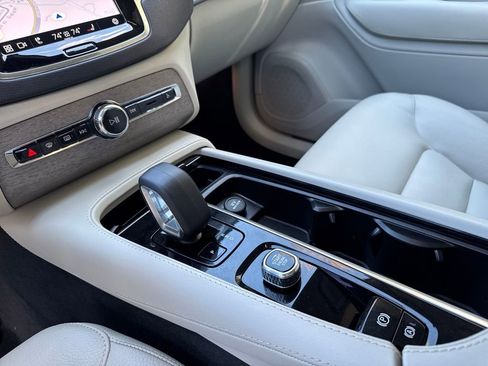 Used 2023 Volvo XC90 B6 Plus w/ Protection Package Premier image 24