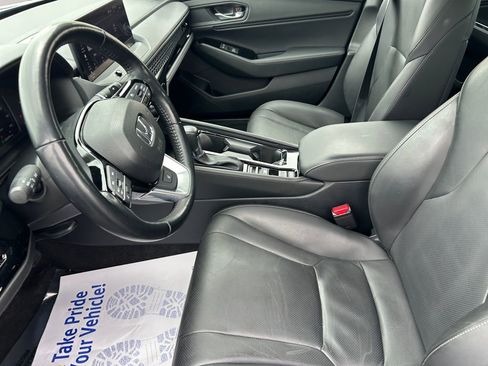 Certified 2025 Honda Accord Touring image 9