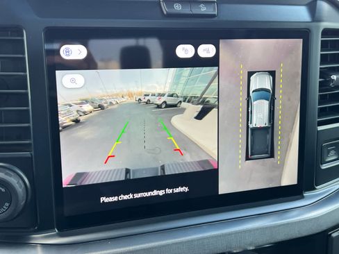 Certified 2025 Ford F350 Platinum image 40