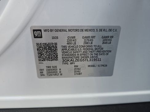 New 2026 GMC Terrain Denali w/ LPO, Floor Liner Package AWD/4WD image 32