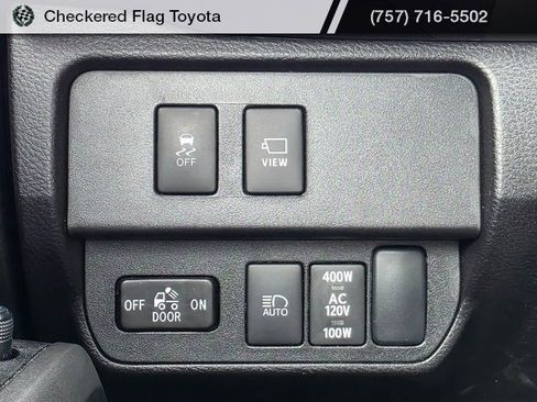 Used 2023 Toyota Tacoma TRD Off-Road w/ Advanced Technology Package image 11
