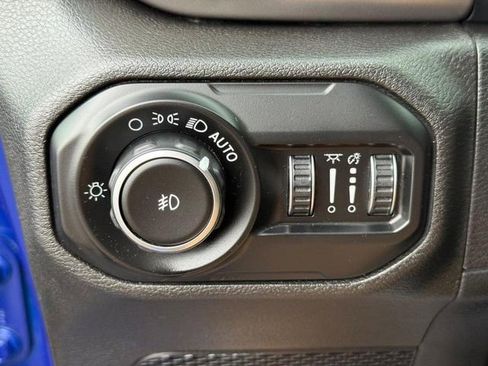 Used 2020 Jeep Wrangler Unlimited Sport S image 31