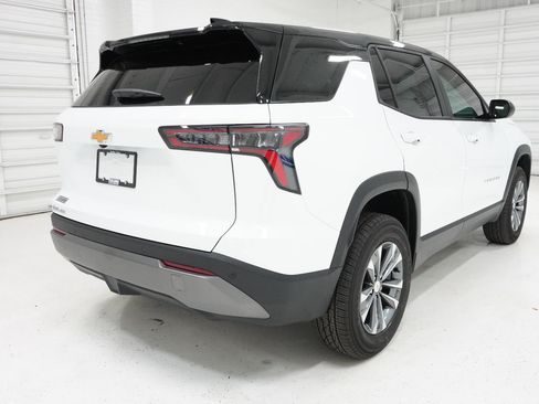 New 2026 Chevrolet Equinox LT image 5