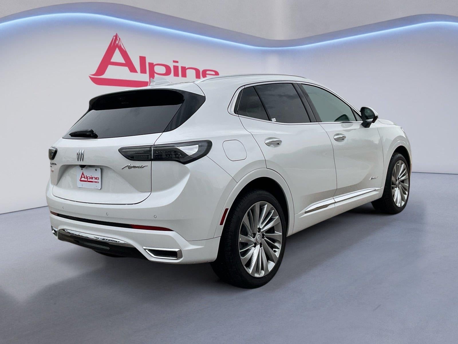 Used 2025 Buick Envision Avenir AWD/4WD image 5
