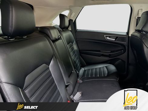 Used 2023 Ford Edge SEL AWD/4WD image 26