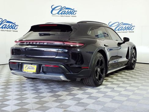 Used 2023 Porsche Taycan 4 Cross Turismo image 6