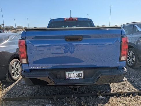 Used 2025 Chevrolet Colorado Trail Boss image 6