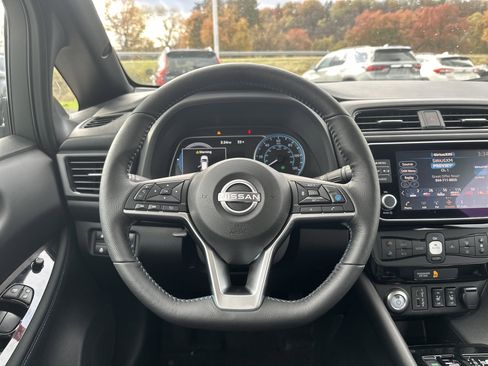 New 2025 Nissan Leaf SV Plus image 14