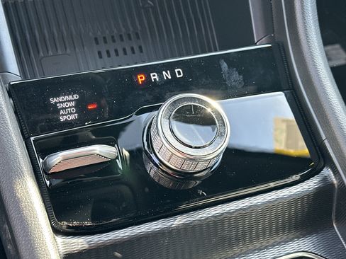 New 2026 Jeep Grand Cherokee Limited Reserve image 4