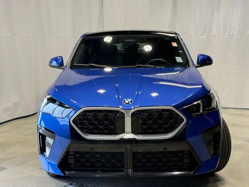 Used 2025 BMW X2 xDrive28i image 2