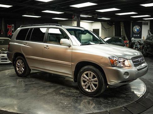 Used 2006 Toyota Highlander 4WD Hybrid image 5