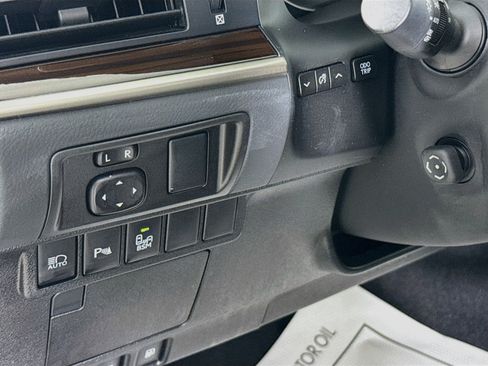 Used 2017 Lexus ES 350 w/ Luxury Package FWD image 10