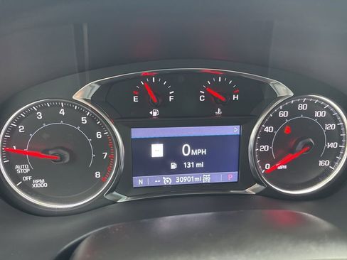 Certified 2023 GMC Acadia SLE w/ Driver Convenience Package image 29