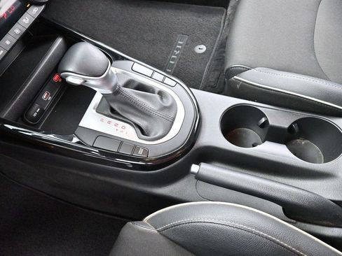 Used 2022 Kia Forte GT-Line FWD image 25
