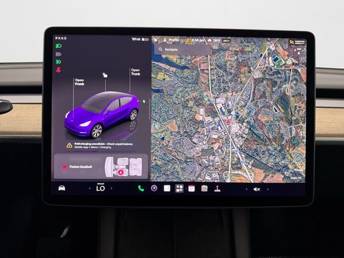 Used 2023 Tesla Model Y Long Range AWD/4WD image 15