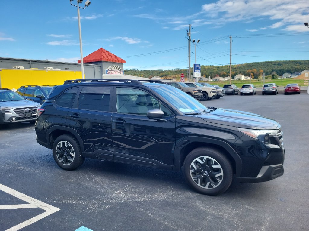 Used 2025 Subaru Forester Premium w/ Convenience Package #1 AWD/4WD image 5