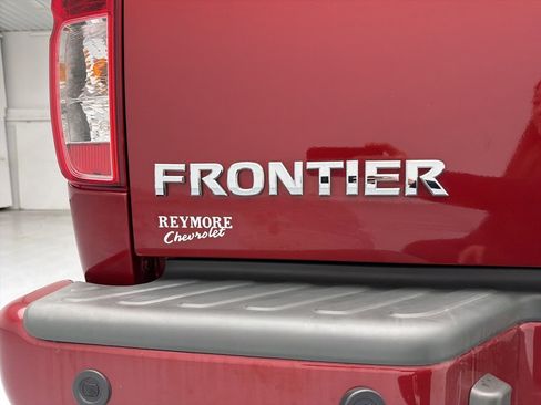 Used 2020 Nissan Frontier SV image 50