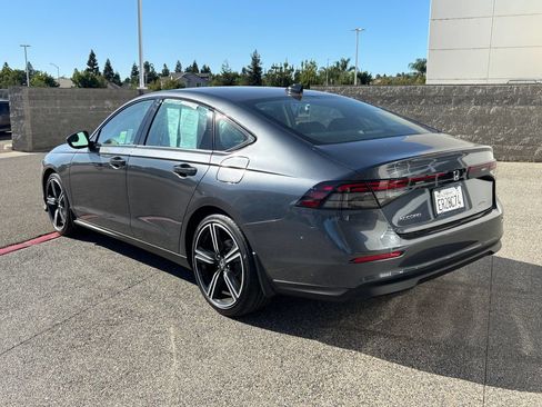Used 2026 Honda Accord SE image 7
