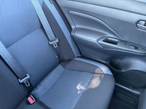 Used 2025 Nissan Versa SV FWD image 35