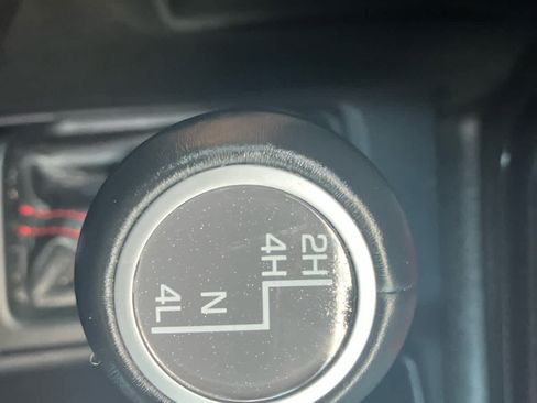 Used 2022 Jeep Gladiator Rubicon w/ LED Lighting Group AWD/4WD image 36