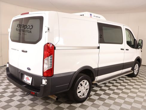 Used 2022 Ford Transit 250 Low Roof w/ Exterior Upgrade Package RWD image 18