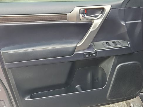 Used 2023 Lexus GX 460 Premium image 13