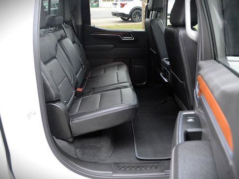 Used 2023 GMC Sierra 1500 Denali w/ Denali Reserve Package image 17