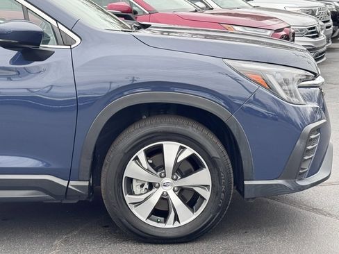 Used 2024 Subaru Ascent Premium w/ Convenience Package image 44