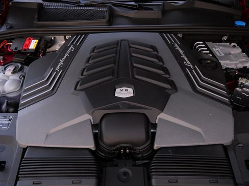 Used 2023 Lamborghini Urus S image 24