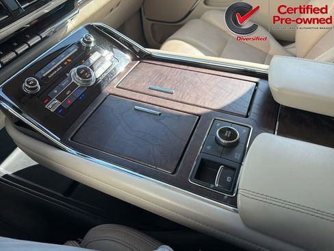 Used 2020 Lincoln Navigator 2WD image 72