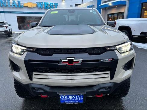 Used 2024 Chevrolet Colorado ZR2 w/ Safety Package AWD/4WD image 15