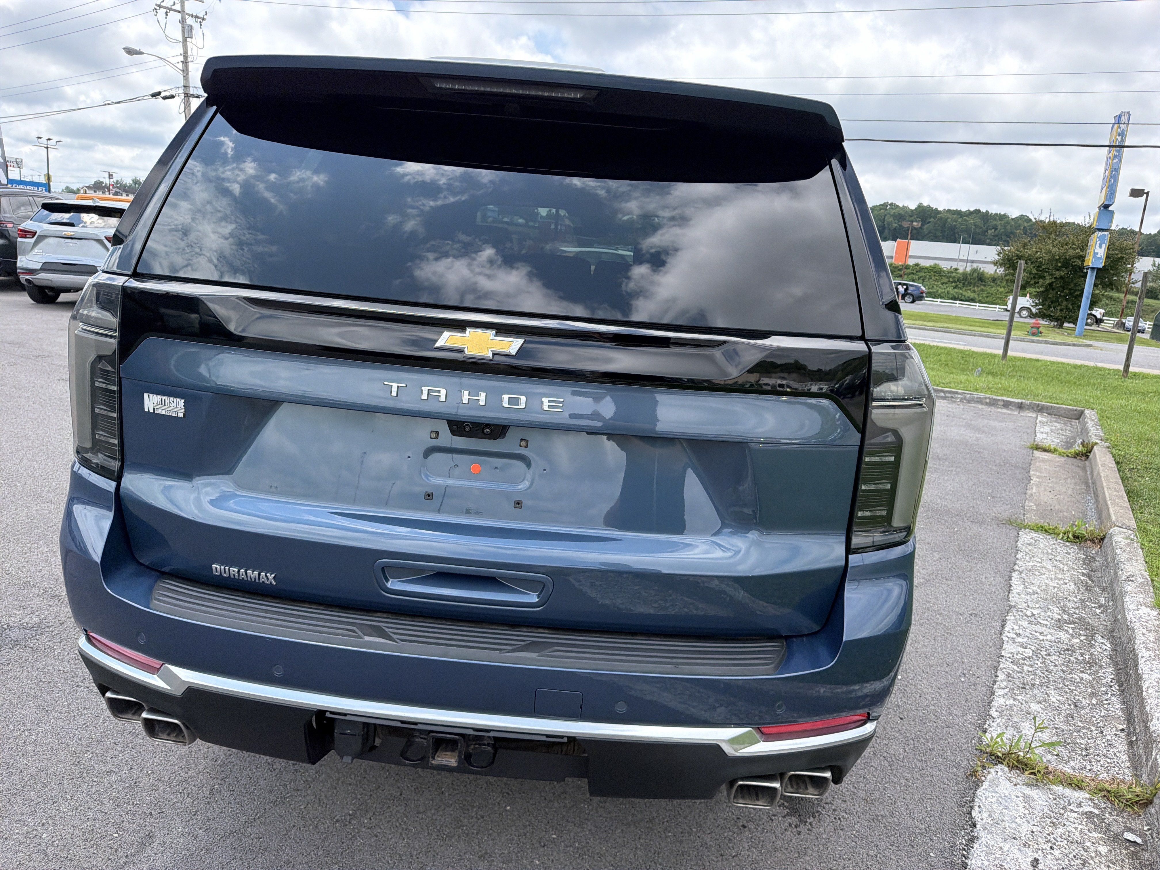 Used 2026 Chevrolet Tahoe High Country AWD/4WD image 7