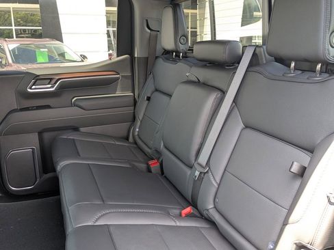 New 2026 GMC Sierra 1500 Denali AWD/4WD image 9