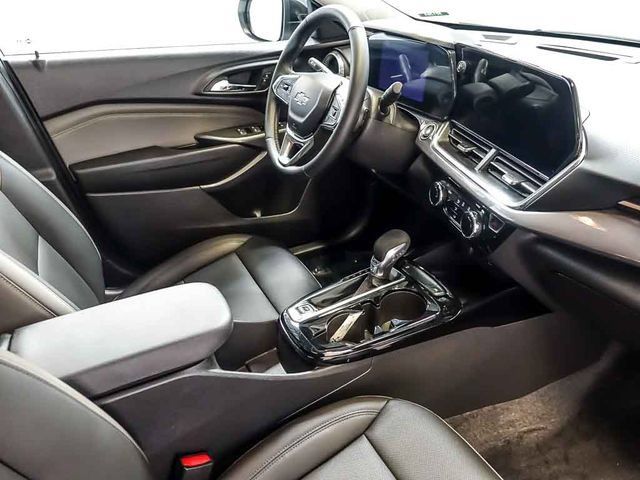 Certified 2024 Chevrolet Trax ACTIV w/ Sunroof Package FWD image 31