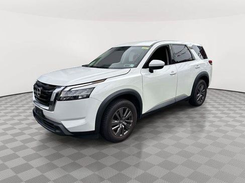 Used 2022 Nissan Pathfinder S AWD/4WD image 5