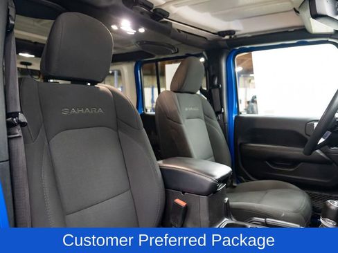 Used 2023 Jeep Wrangler Unlimited Sahara AWD/4WD image 26