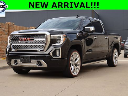 Used 2021 GMC Sierra 1500 Denali w/ Denali Ultimate Package AWD/4WD image 1