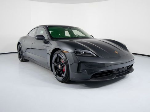 New 2026 Porsche Taycan 4S image 9