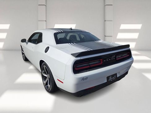 Used 2015 Dodge Challenger R/T Plus image 5